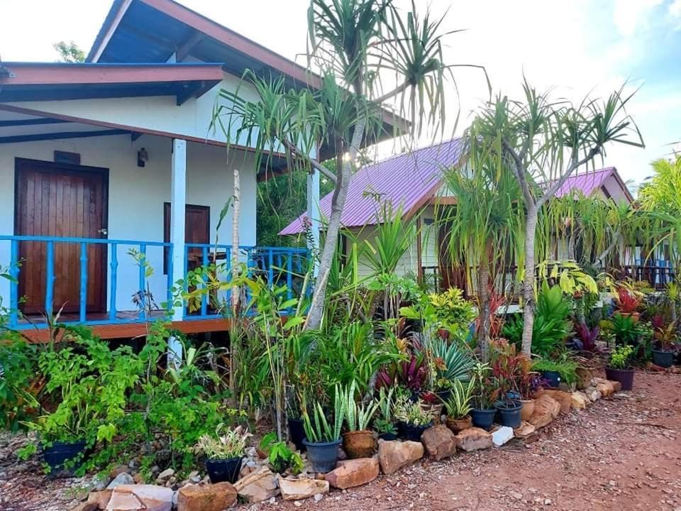 Blue Sky Bungalow Koh Jum Eksteriør billede