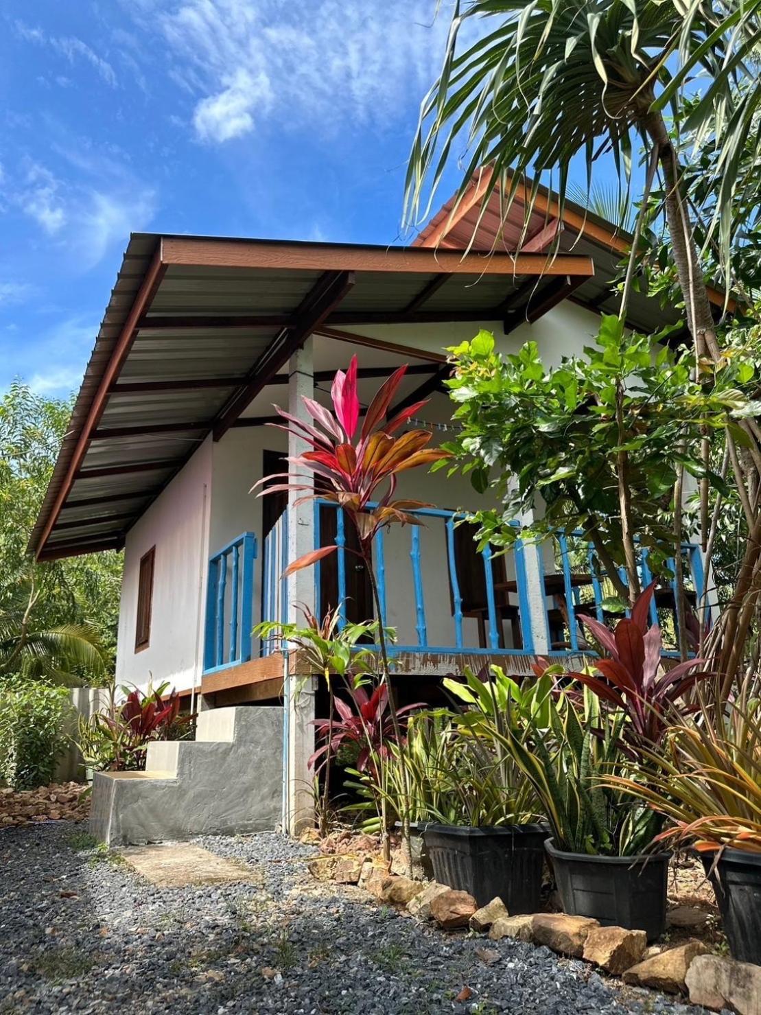 Blue Sky Bungalow Koh Jum Eksteriør billede