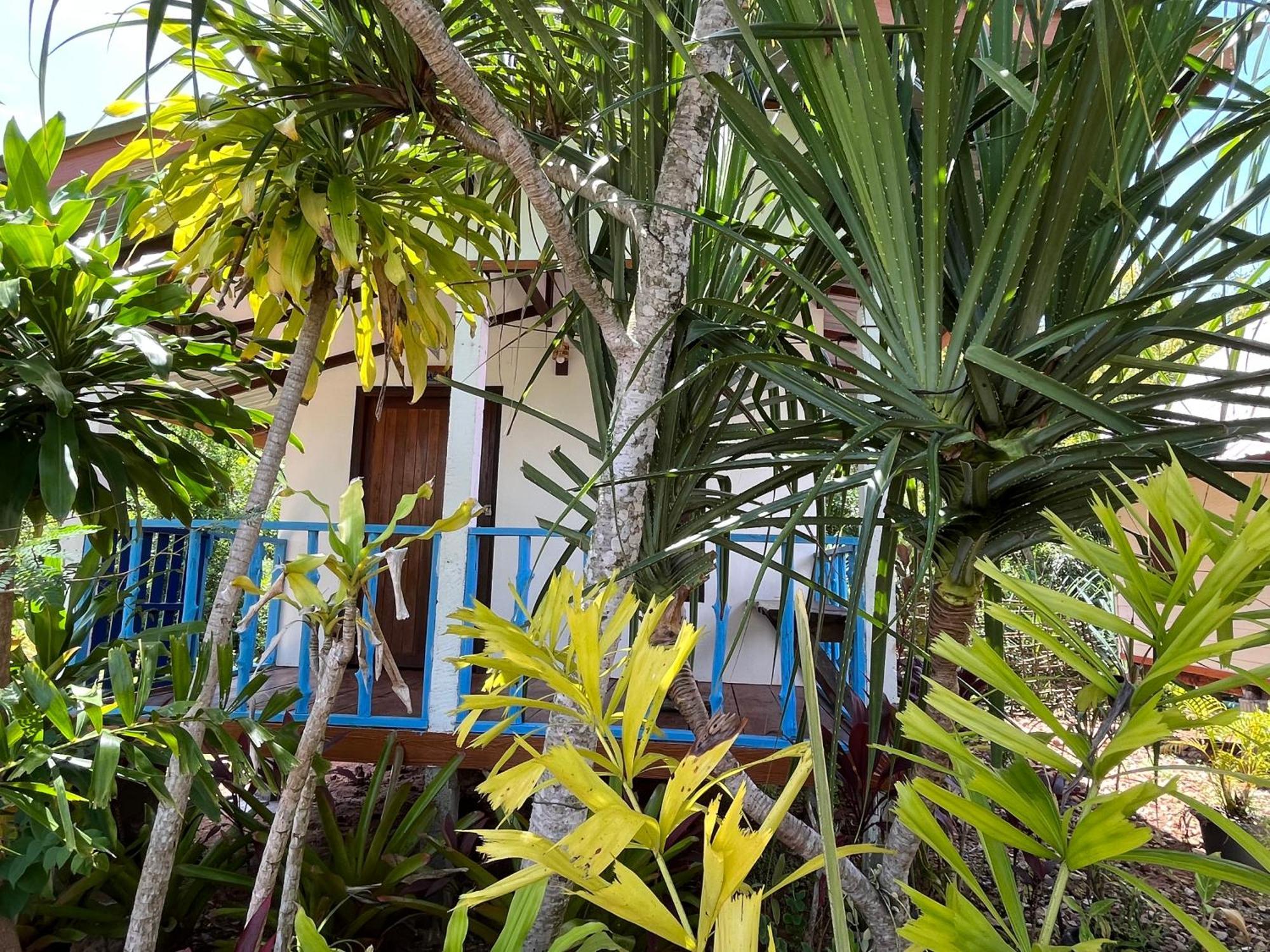 Blue Sky Bungalow Koh Jum Eksteriør billede